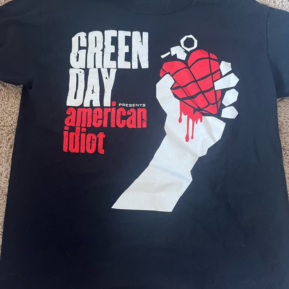 Green day band T shirt